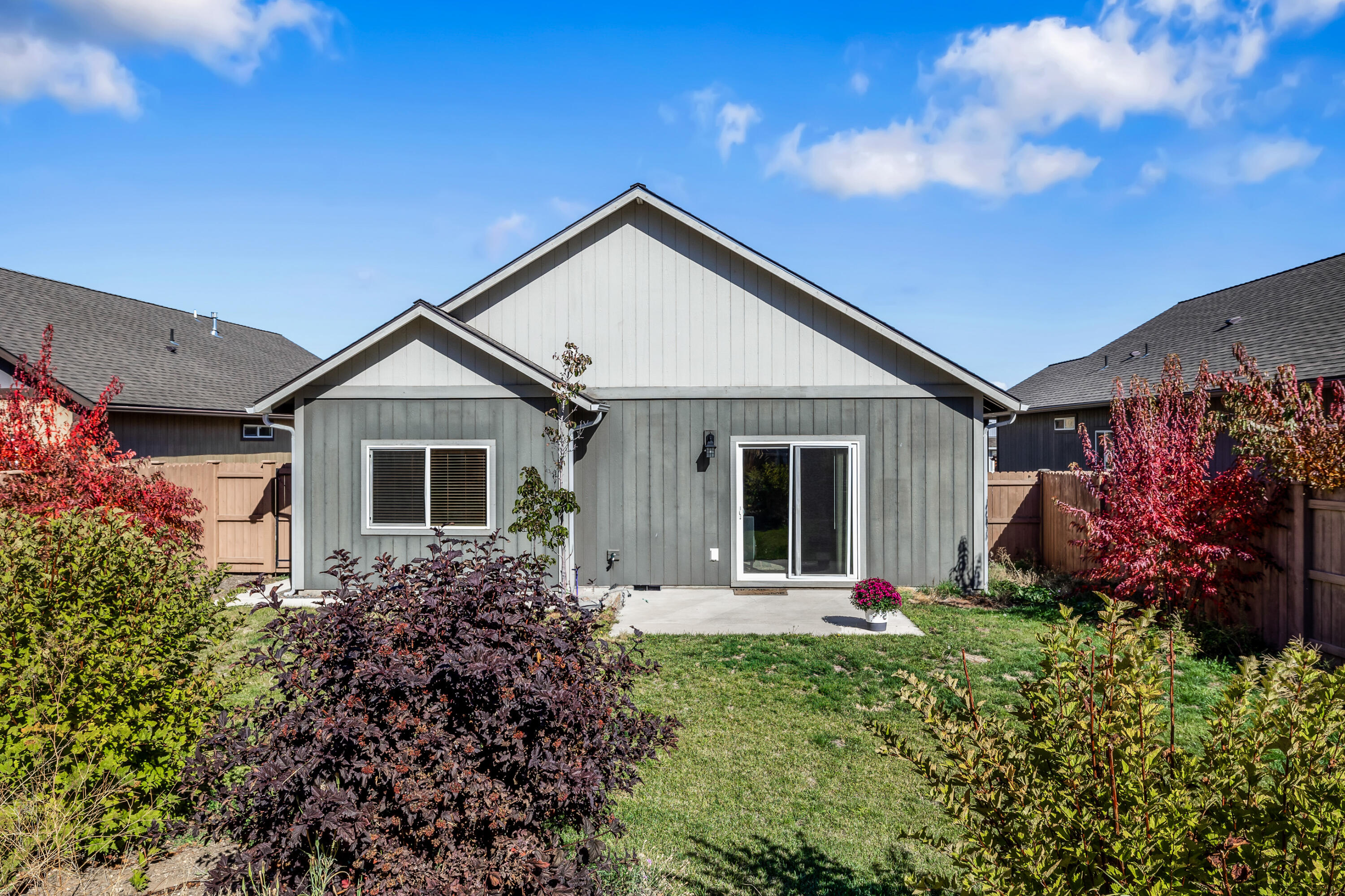 674 Southeast Reed Market Road Bend, OR 97702 - Photo 23 of 24 2023_10_04_674_se_reed_market_rd-26