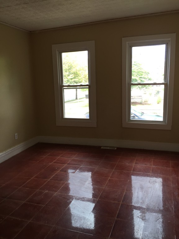 39-41 Eastern Avenue Springfield, MA 01109 - Photo 8 of 29 Gallery Image 8