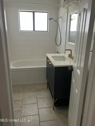 $1,700 | 285 Venetian Gardens, Gulfport, MS 39507