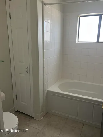 $1,700 | 285 Venetian Gardens, Gulfport, MS 39507