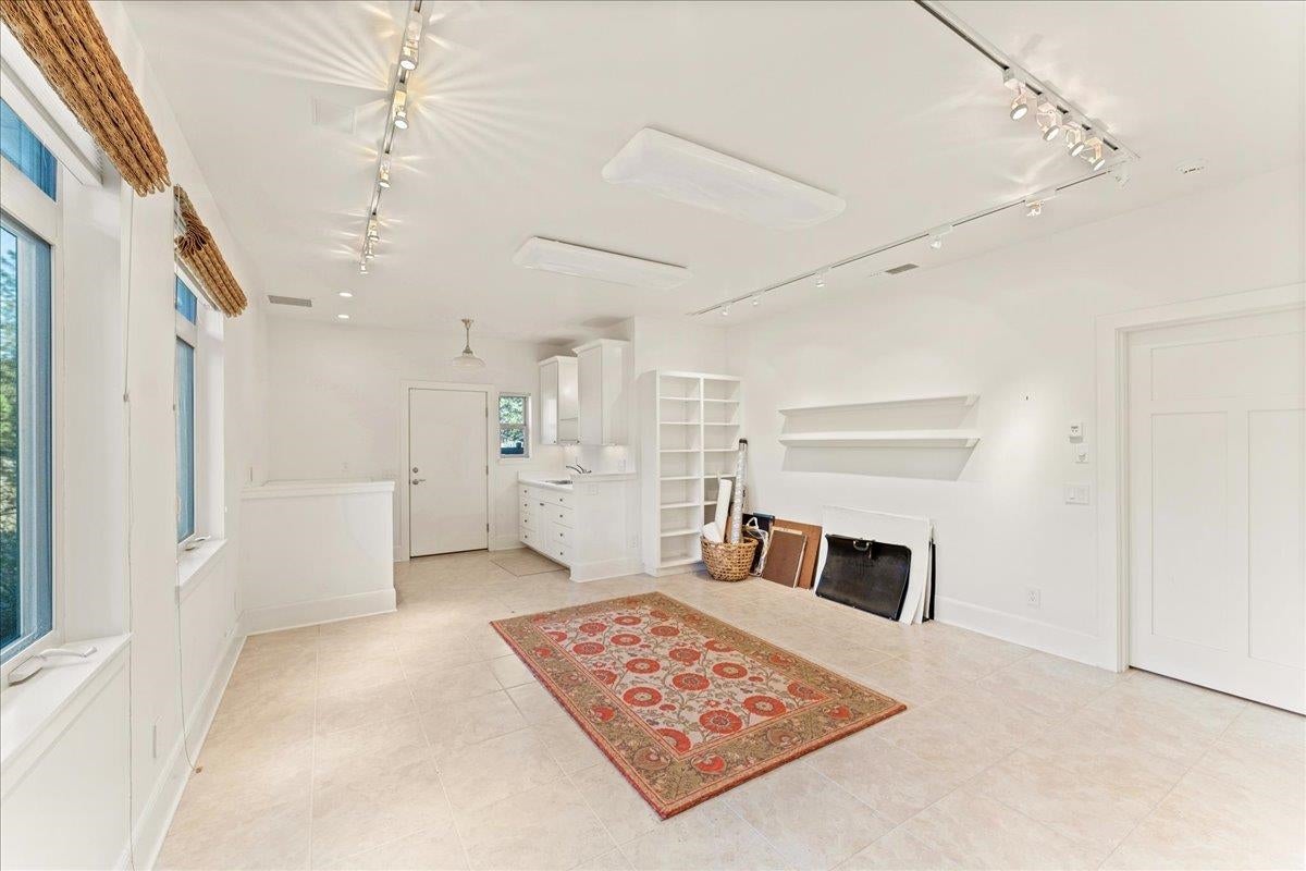 4215 Columbine Road Weed, CA 96094 - Photo 25 of 37 Gallery Image 25