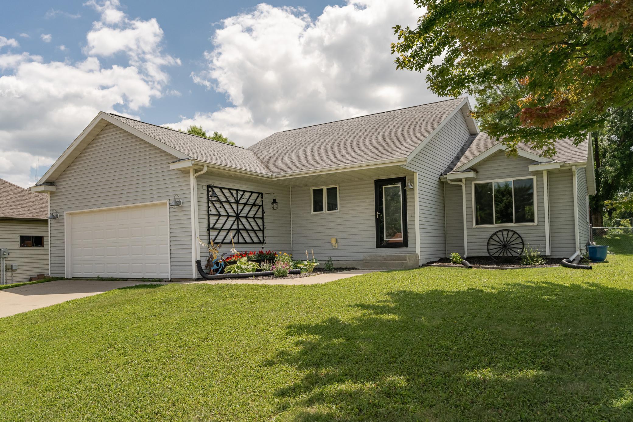 802 Scenario Lane Southwest Rochester, MN 55902 - Photo 1 of 1