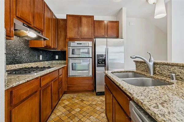 $2,350 | 2112 Grove Park Lane, Richardson, TX 75080