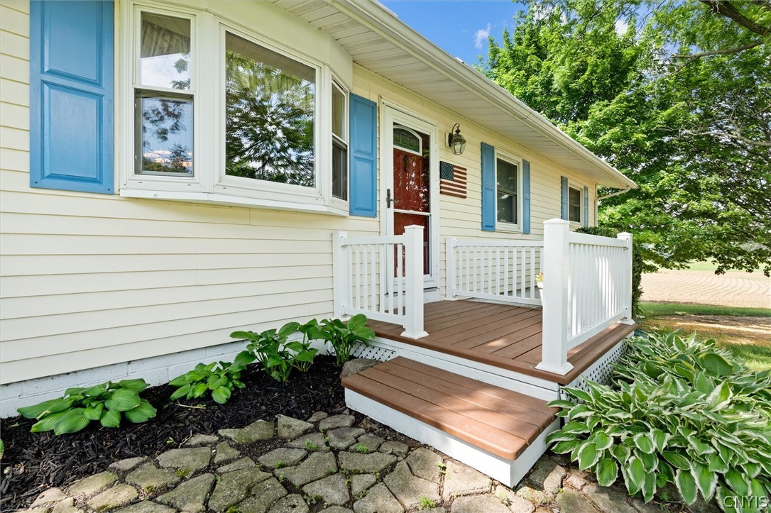 1548 West Genesee St Road Aurelius, NY 13021 - Photo 5 of 39 Exterior front