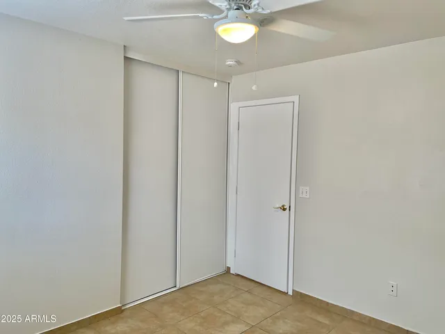 $2,400 | 1002 East Arabian Drive, Gilbert, AZ 85296
