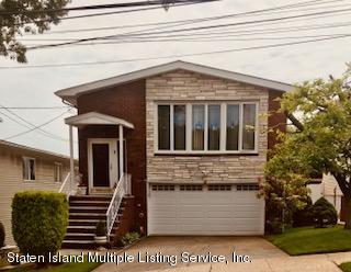 9 Ridge Avenue Staten Island, NY 10304 - Photo 2 of 12 IMG_2476