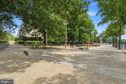 $300,000 | 1435 4th Street Southwest, Unit B815, Washington, DC 20024