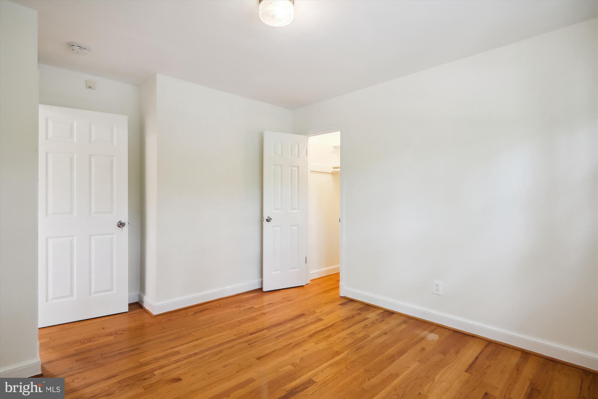 2610 Eccleston Street Silver Spring, MD 20902 - Photo 21 of 48 Main Level Bedroom #2