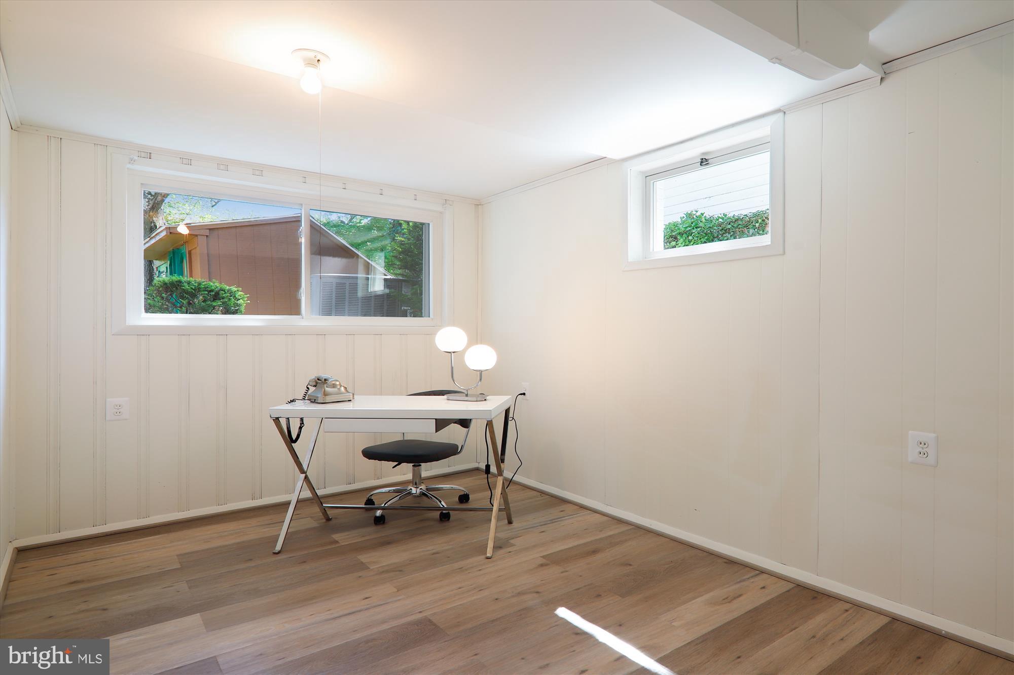 2610 Eccleston Street Silver Spring, MD 20902 - Photo 32 of 48 Office with Large Windows!