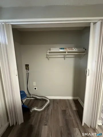 $1,225 | 197 Central Avenue, Norwich, CT 06360