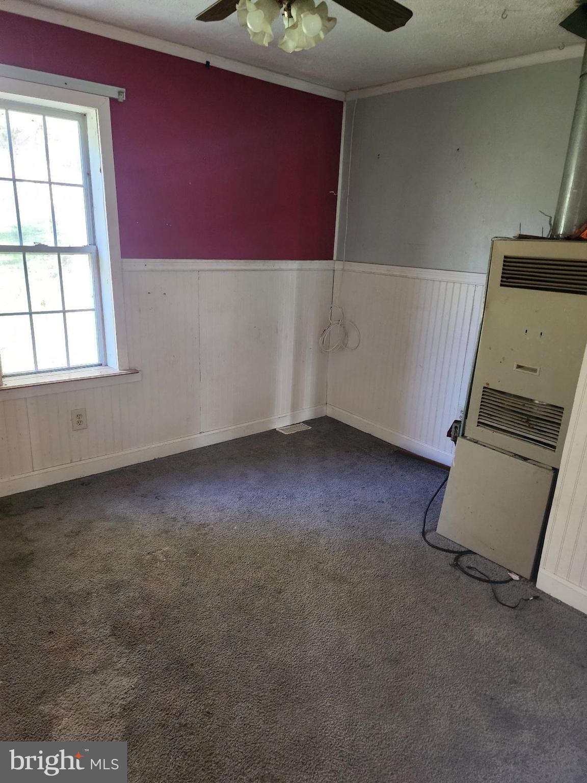 466 Kirks Mill Road Nottingham, PA 19362 - Photo 16 of 28 an empty room with windows