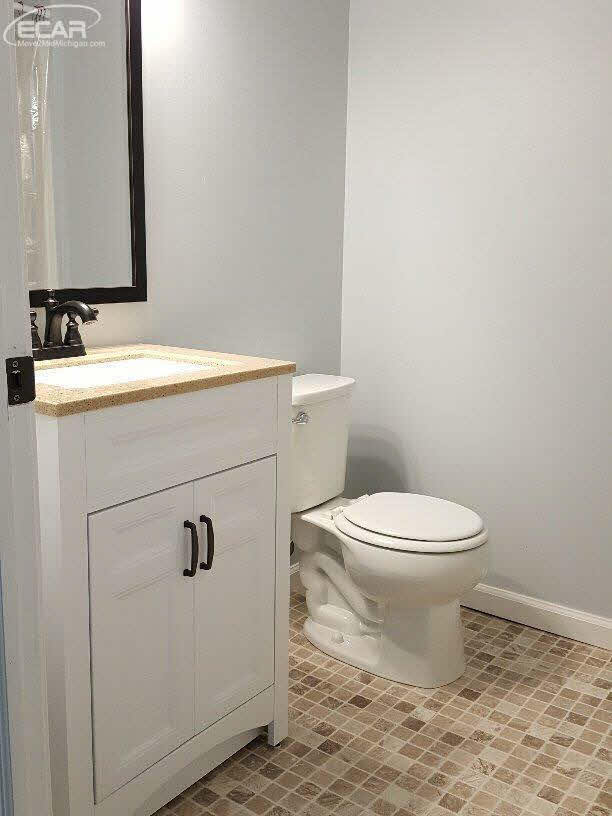 9410 Washburn Road Goodrich, MI 48438 - Photo 26 of 60 21312971-25.JPG