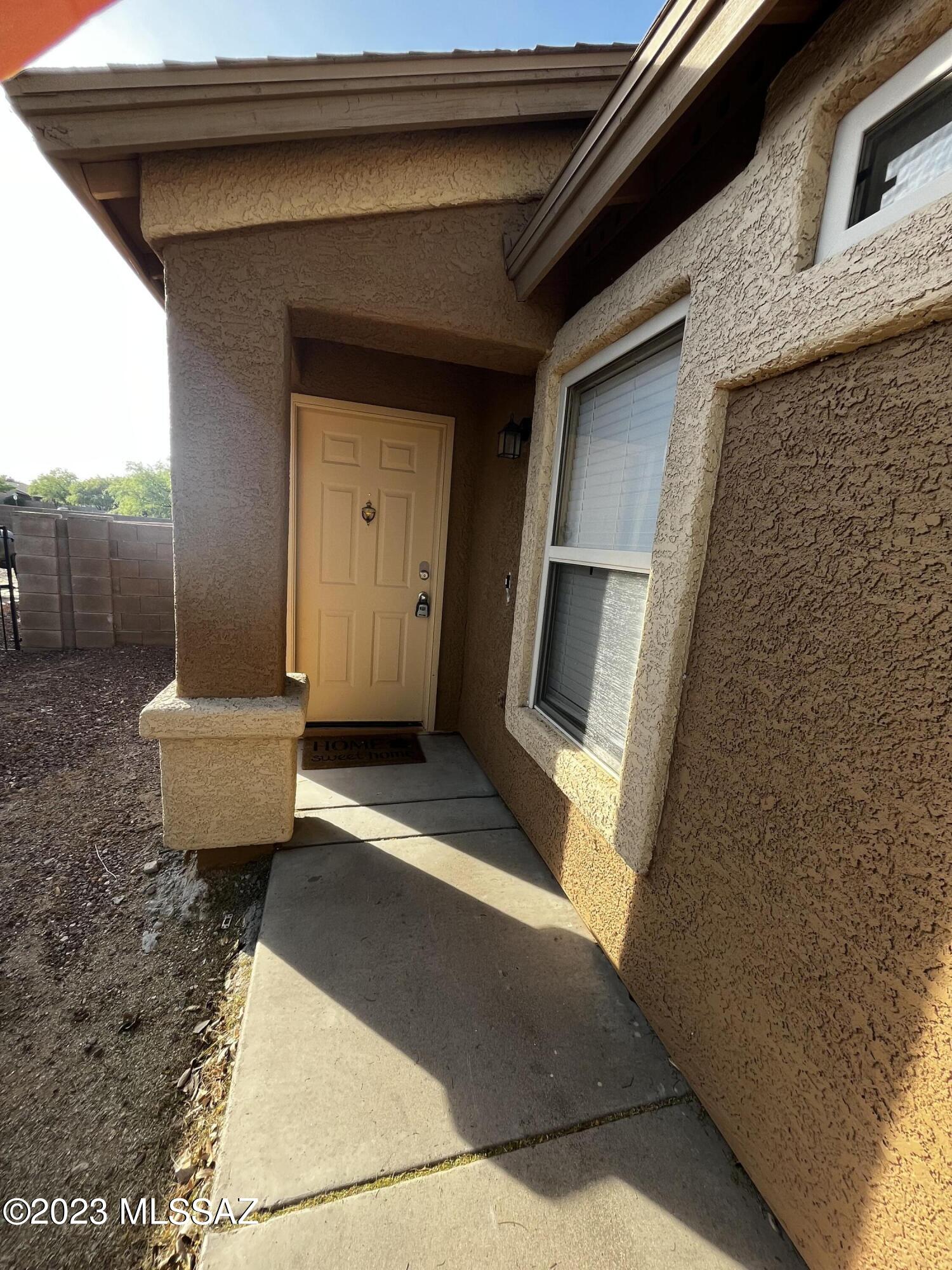 7663 South Meadow Spring Way Tucson, AZ 85747 - Photo 2 of 39