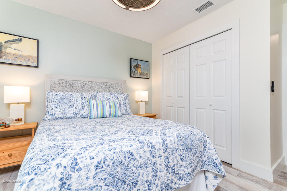 4005 Post Road Melbourne, FL 32934 - Photo 39 of 70 Stylish Blade Indoor Ceiling Fans