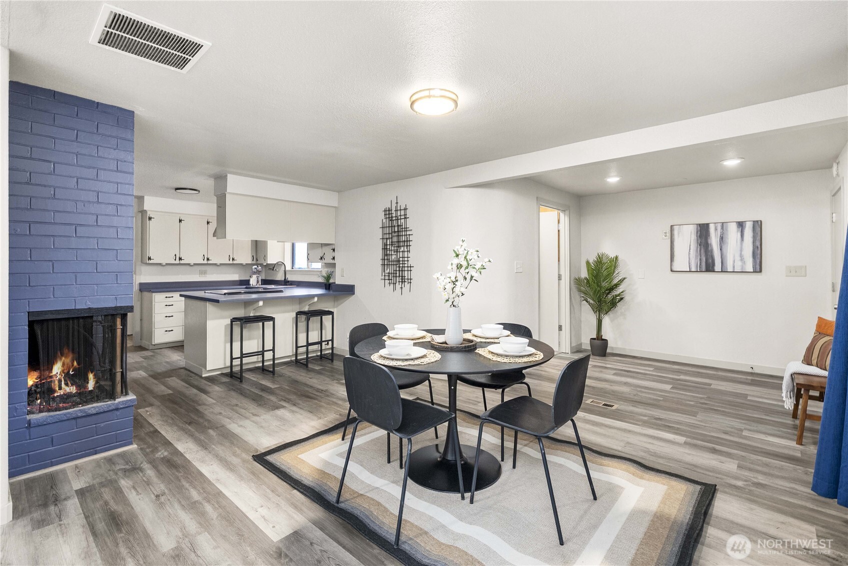 152 Christina Drive Sumner, WA 98390 - Photo 9 of 26 a view of a dining room with furniture