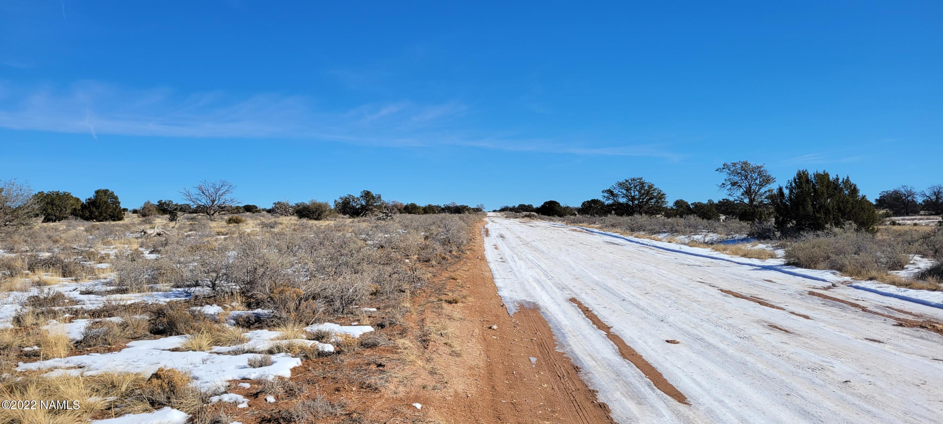 2619 East Woodland Ranch Road Williams, AZ 86046 - Photo 4 of 39 20221221_122903