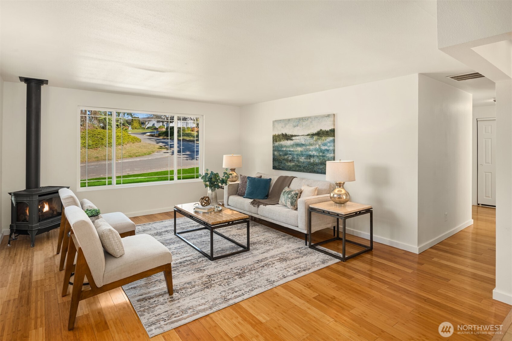 13723 Southeast 173rd Place Renton, WA 98058 - Photo 3 of 29 Gallery Image 3