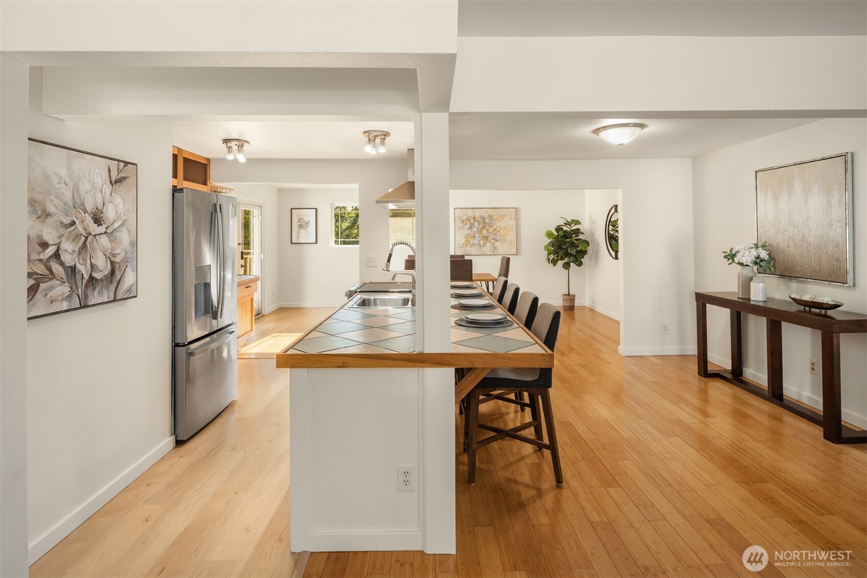 13723 Southeast 173rd Place Renton, WA 98058 - Photo 5 of 29 Gallery Image 5