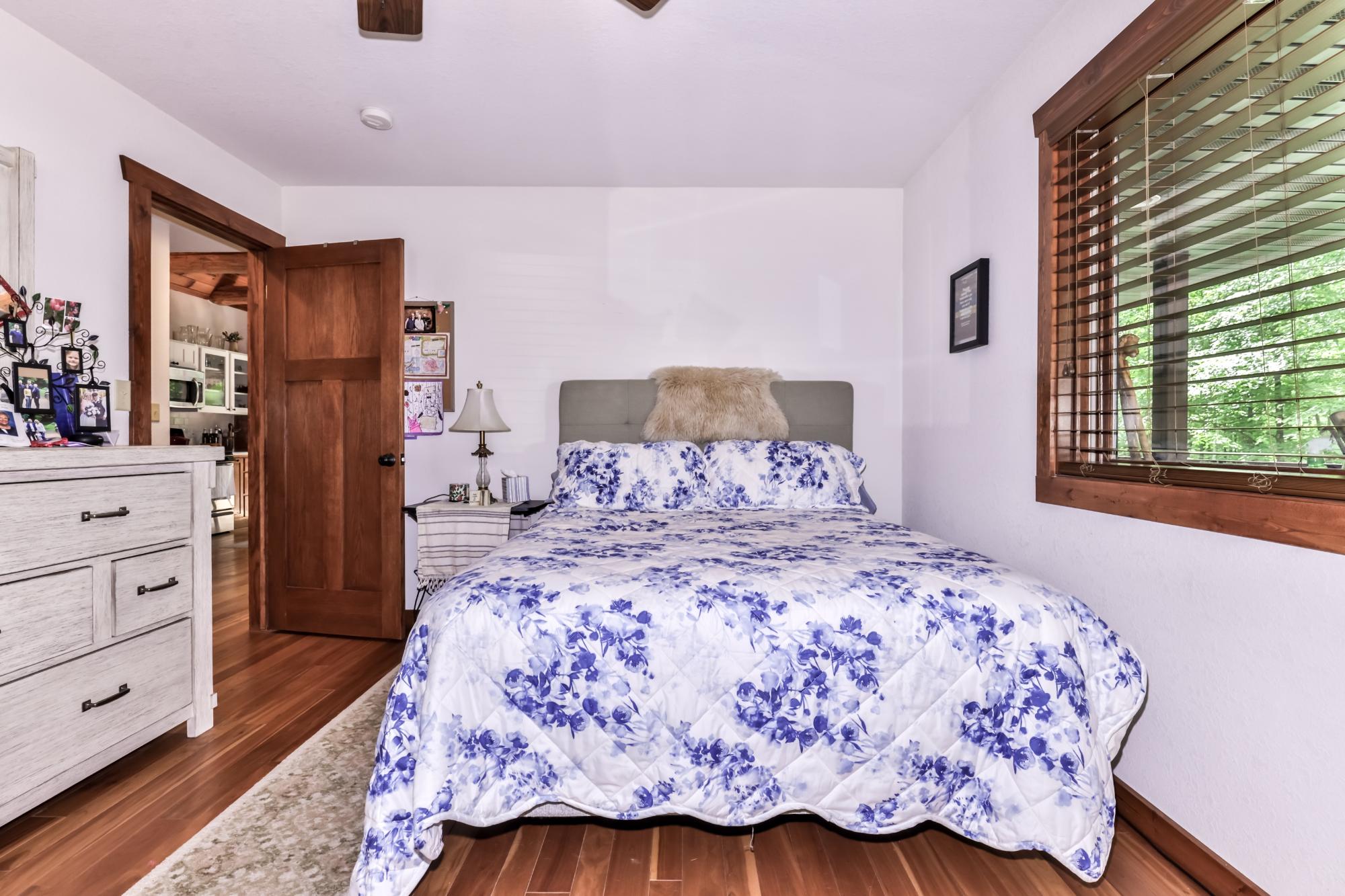 7818 Sutton Road Minocqua, WI 54548 - Photo 16 of 45 Gallery Image 16