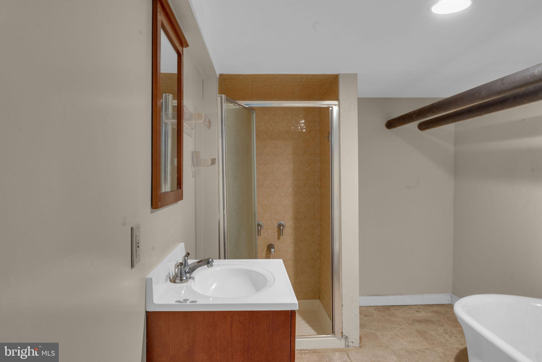 840 Riverside Avenue Trenton, NJ 08618 - Photo 32 of 38 Gallery Image 32