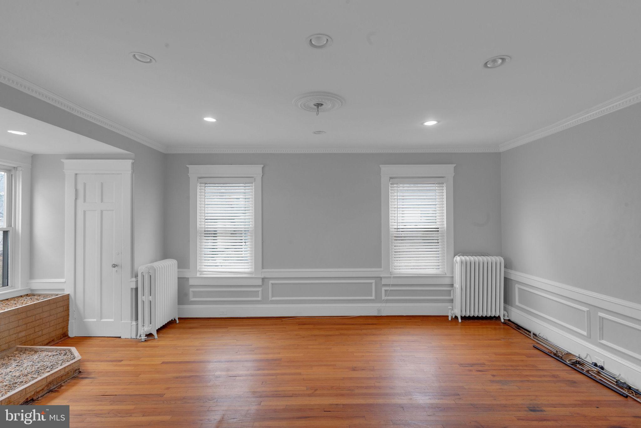840 Riverside Avenue Trenton, NJ 08618 - Photo 7 of 38 Gallery Image 7