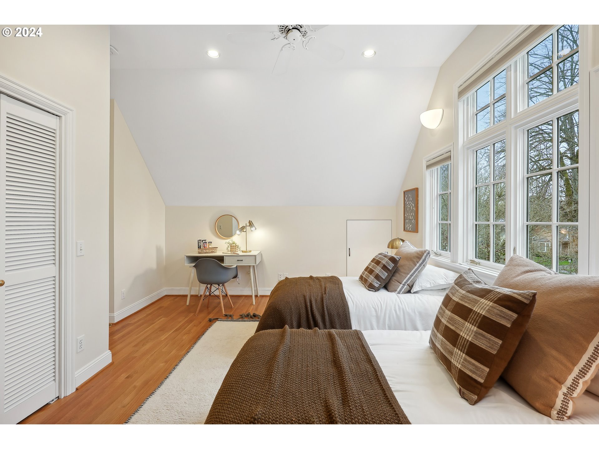 7404 Southeast Reed College Place Portland, OR 97202 - Photo 27 of 48 Gallery Image 27
