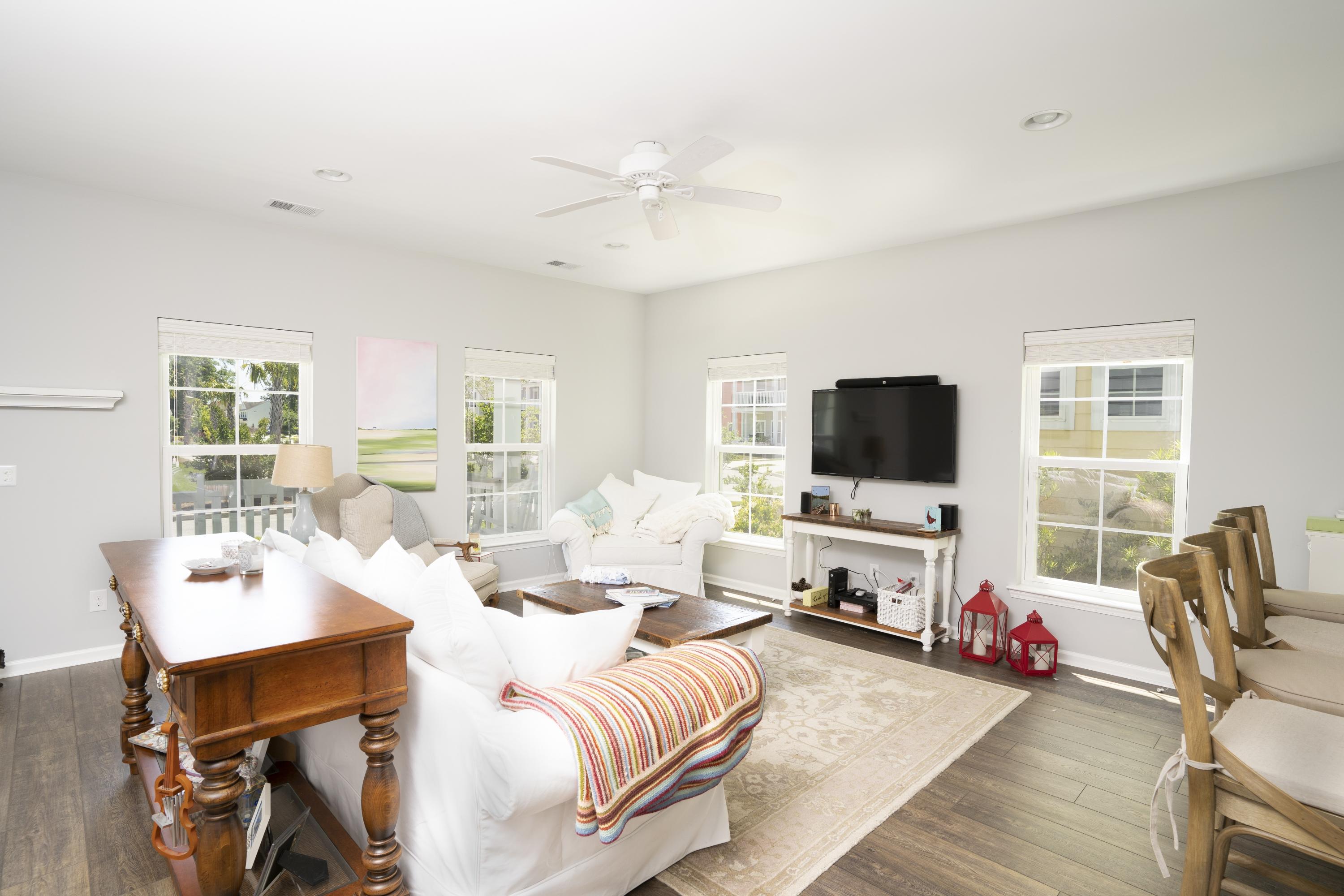 1683 Valley Oak Road Johns Island, SC 29455 - Photo 11 of 31 Living Room