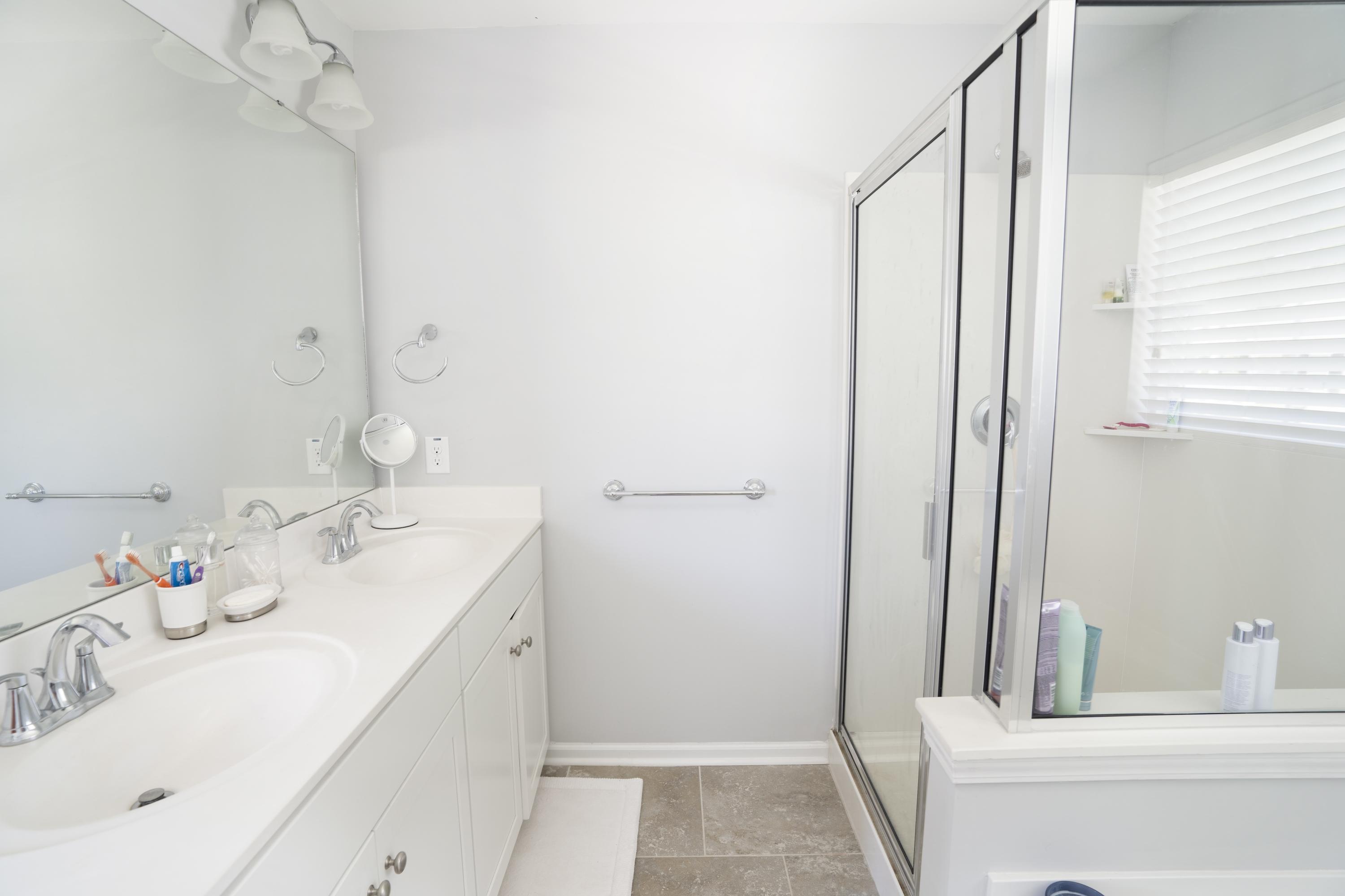 1683 Valley Oak Road Johns Island, SC 29455 - Photo 19 of 31 Master Bath