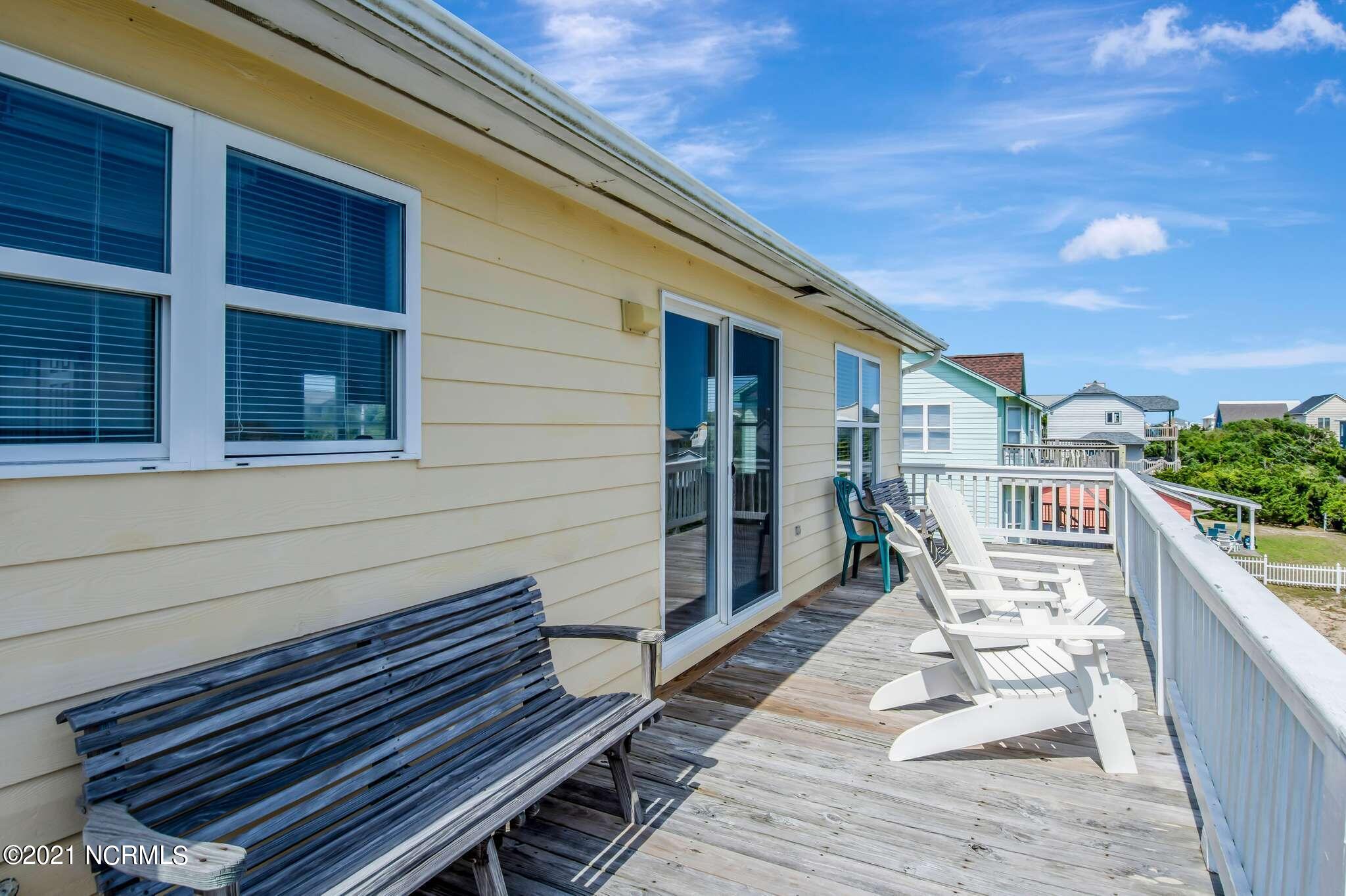 5419 Emerald Drive Emerald Isle, NC 28594 - Photo 15 of 40 15