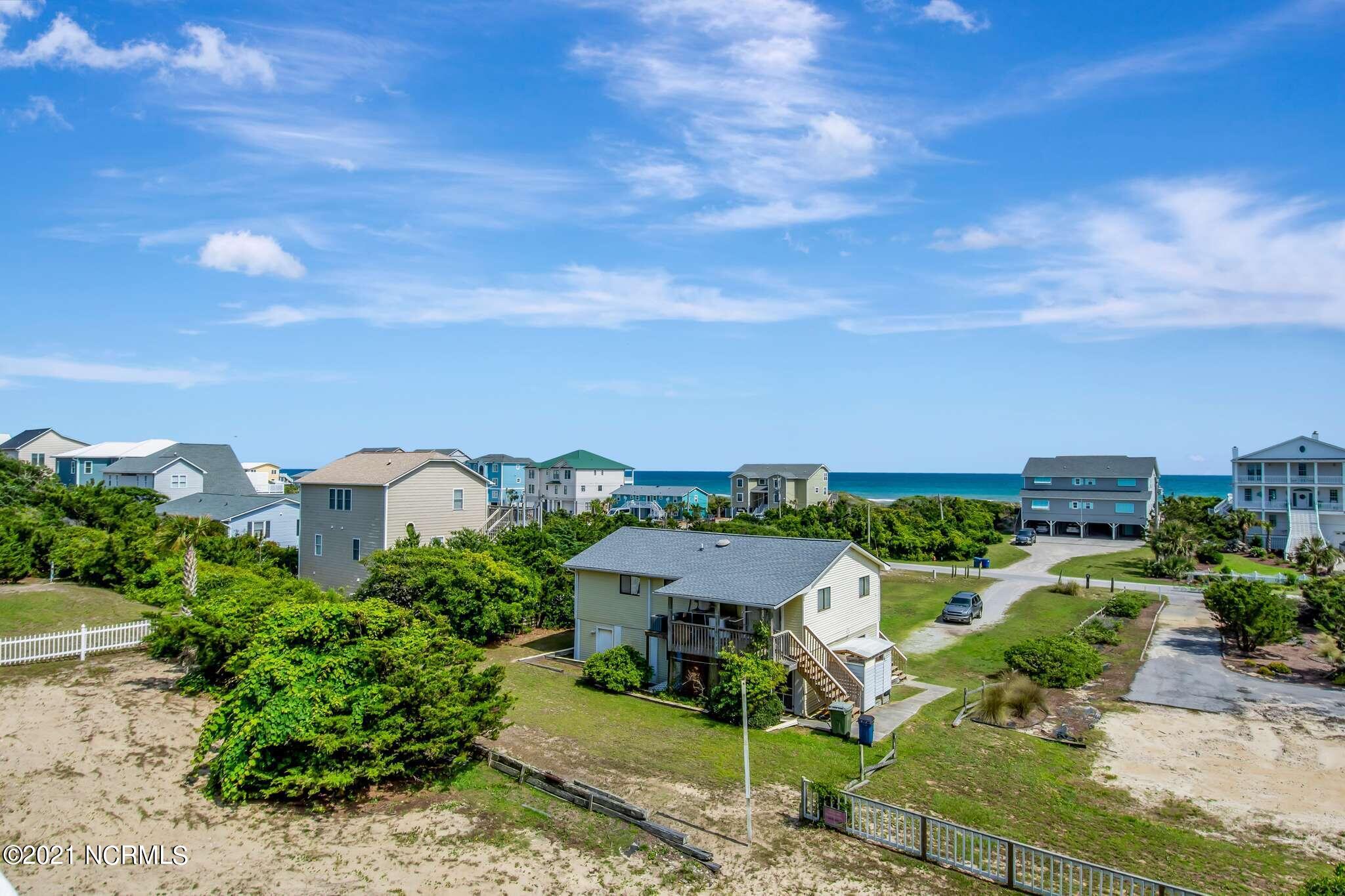 5419 Emerald Drive Emerald Isle, NC 28594 - Photo 17 of 40 17
