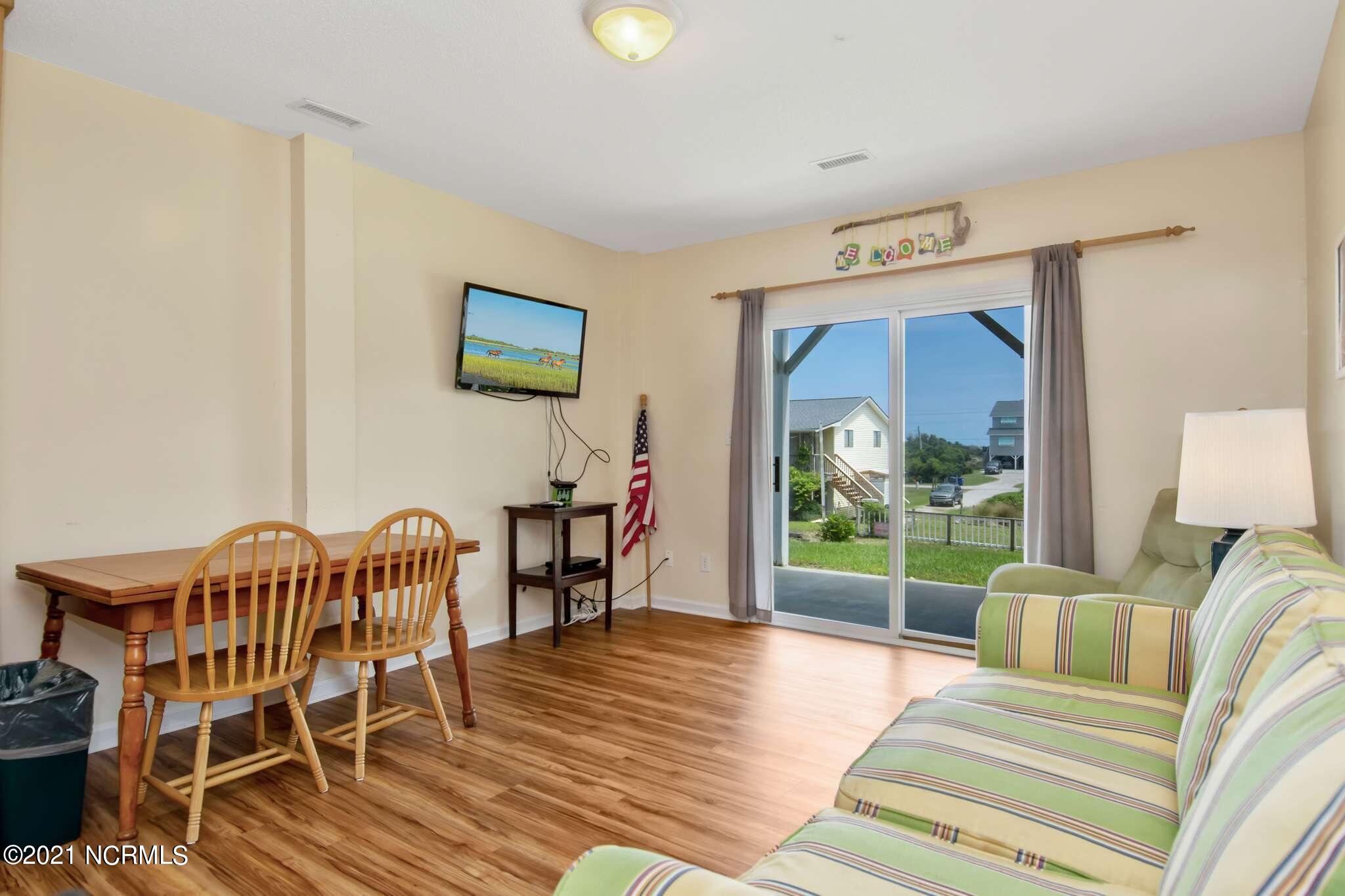 5419 Emerald Drive Emerald Isle, NC 28594 - Photo 30 of 40 30