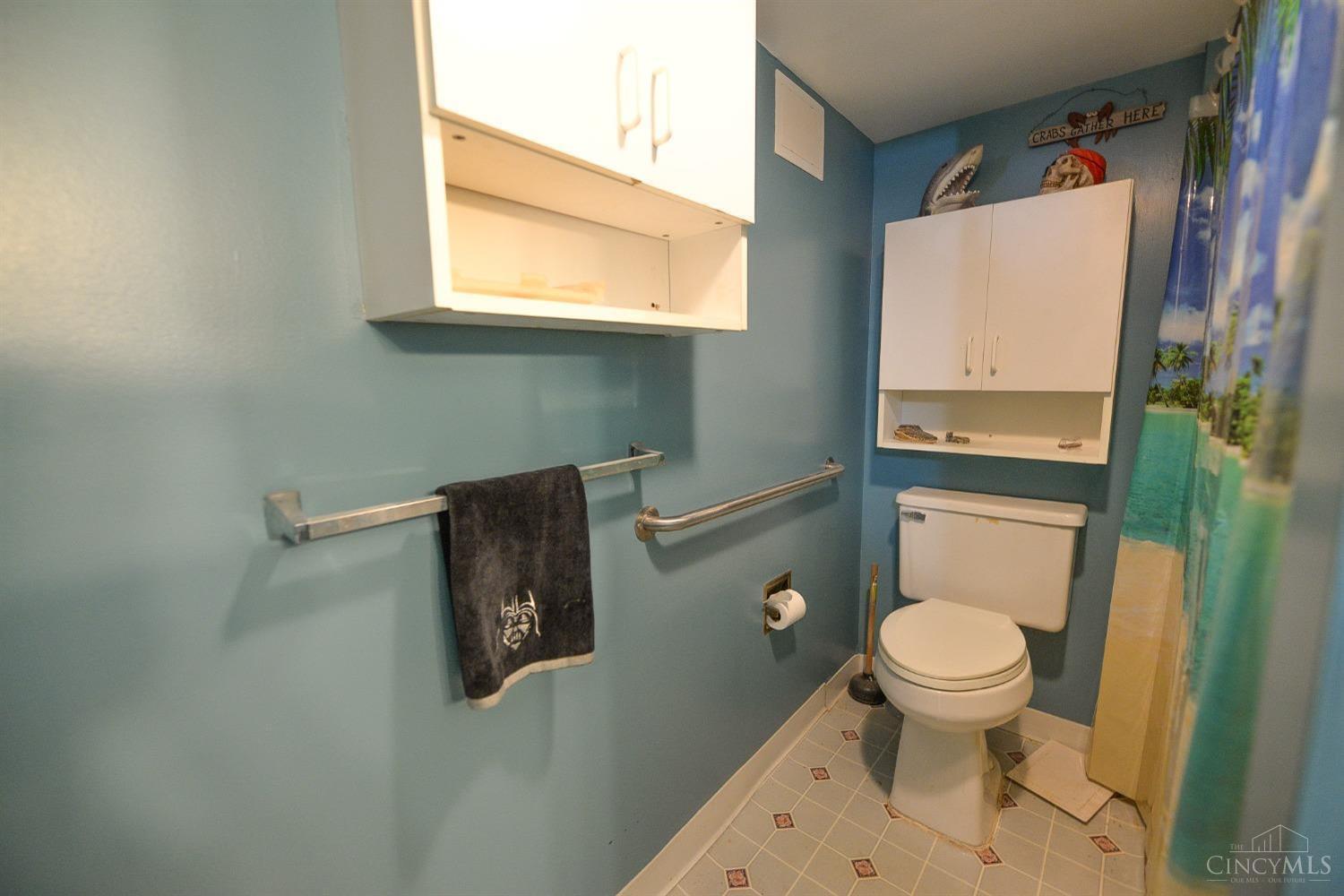 6801 Plainfield Road Silverton, OH 45236 - Photo 40 of 50