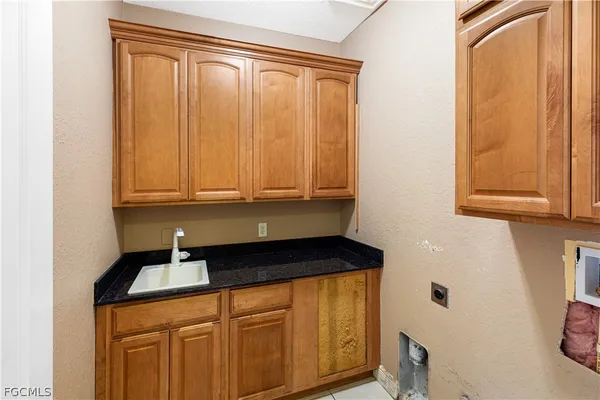 $750,000 | 11913 Princess Grace Court, Cape Coral, FL 33991