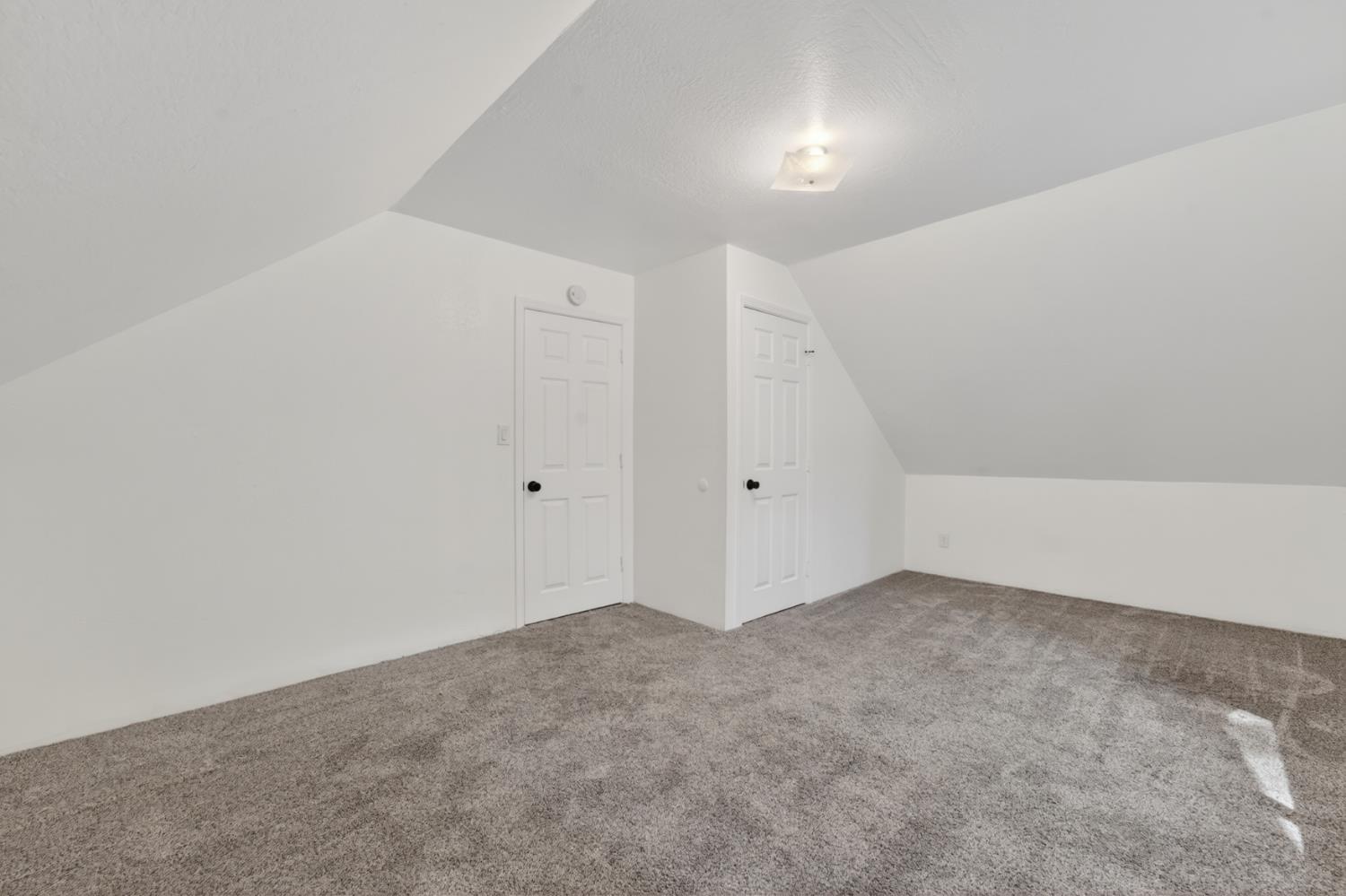 4340 Fairglade Road Placerville, CA 95667 - Photo 30 of 42 a view of an empty room