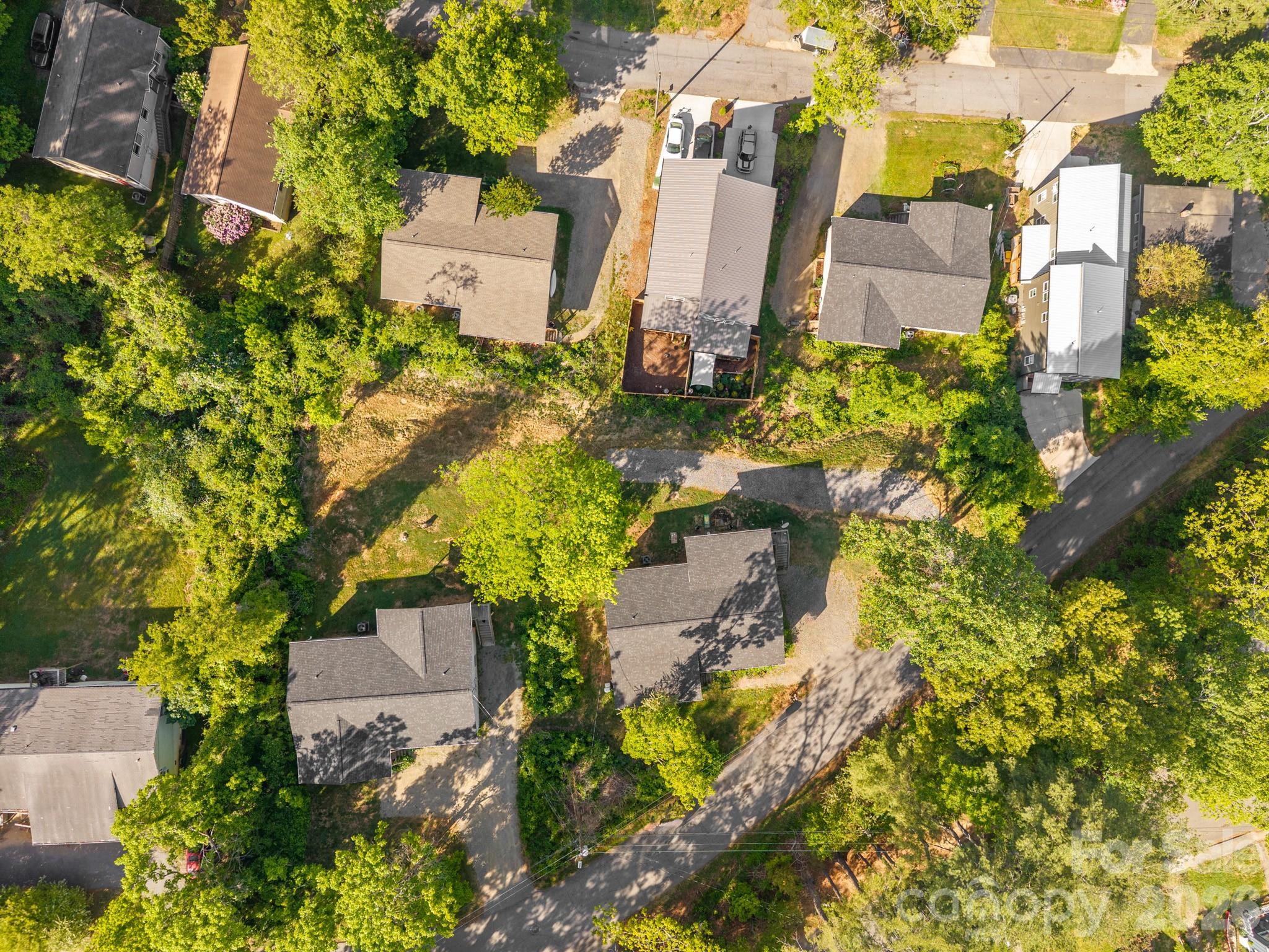 104 Millbrook Road Asheville, NC 28806 - Photo 7 of 16