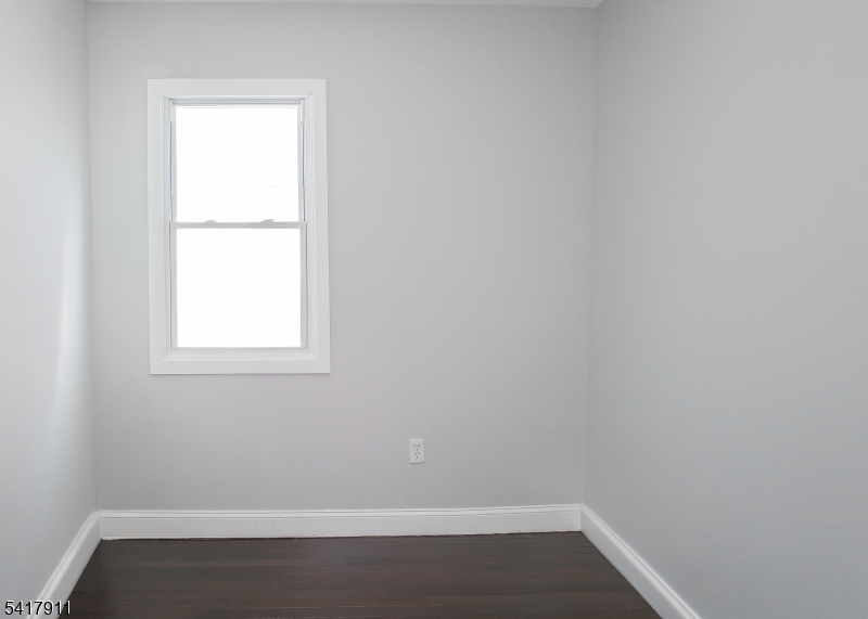 52 Smith Street, Unit 2 Newark, NJ 07106 - Photo 5 of 6