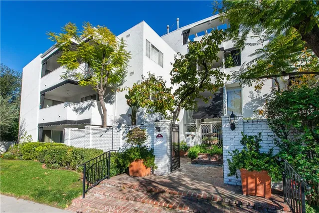 $585,000 | 4950 Louise Avenue, Encino, CA 91316