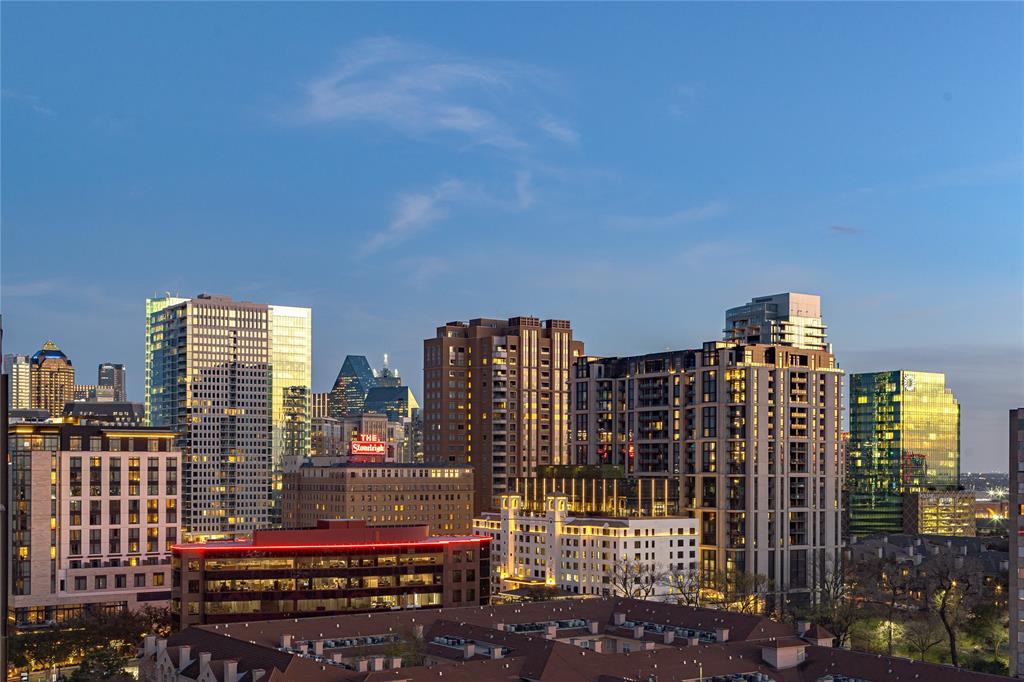 3310 Fairmount Street, Unit P3A Dallas, TX 75201 - Photo 18 of 20 a city view