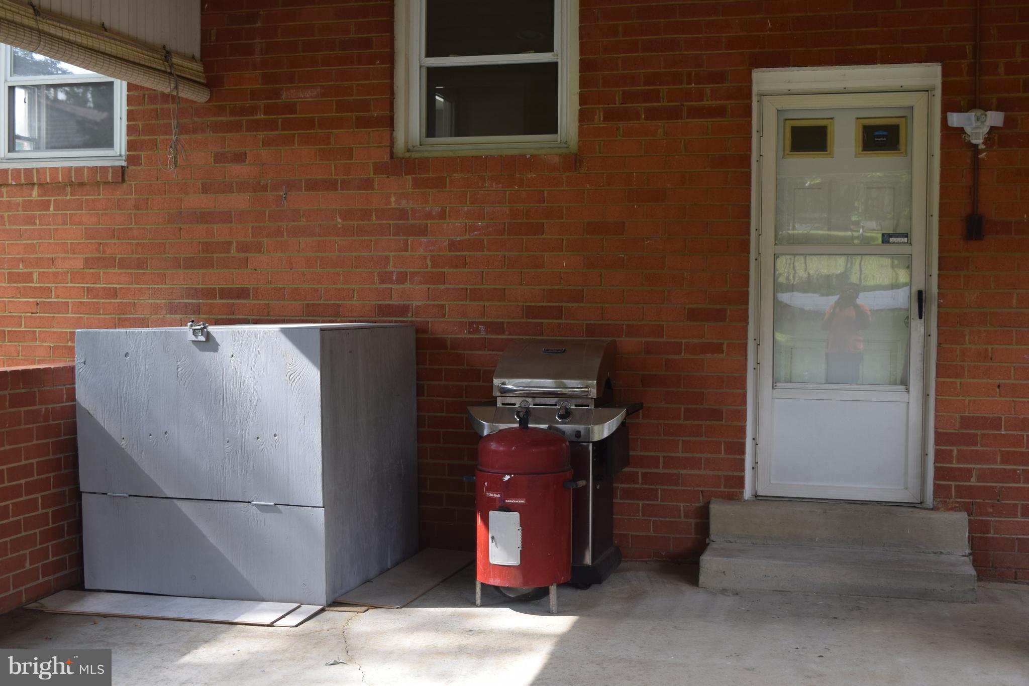2803 Kingsway Road Fort Washington, MD 20744 - Photo 23 of 29 Cover Porch