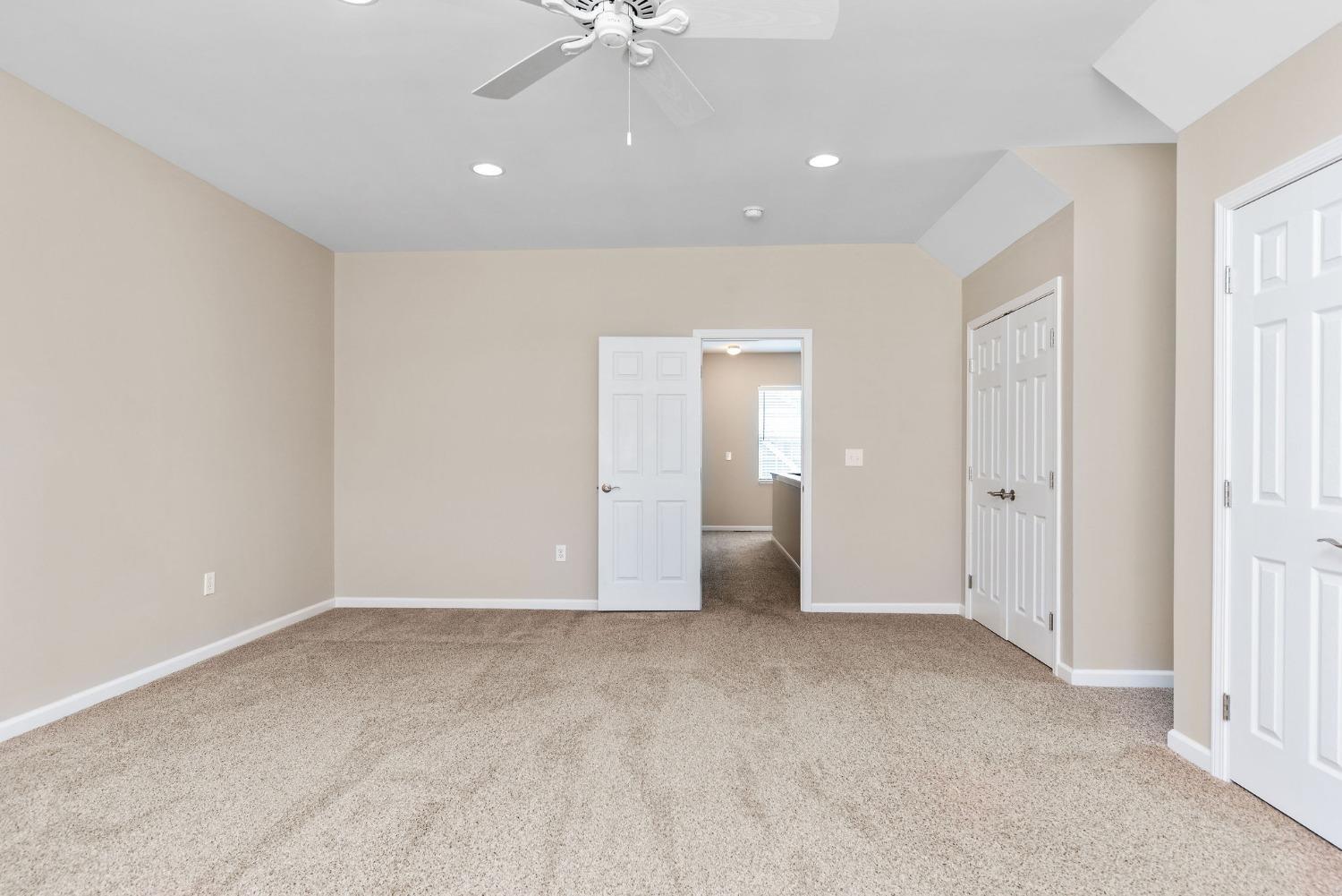 692 Hyacinth Road Cincinnati, OH 45245 - Photo 32 of 41
