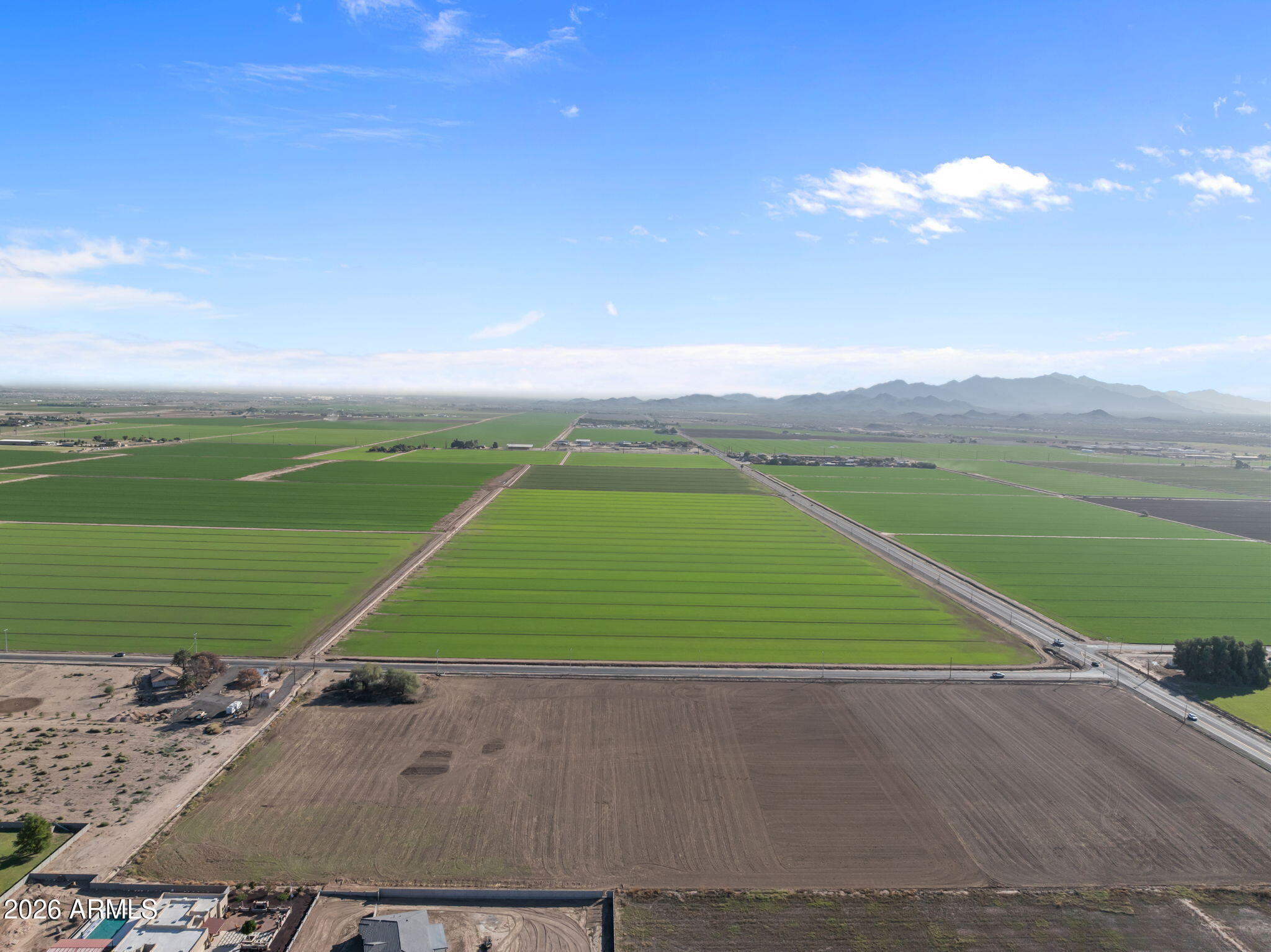 712 South X S Dean Road, Unit 1 Buckeye, AZ 85326 - Photo 5 of 8 a view of a tennis court