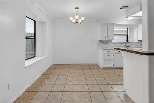 $2,000 | 8001 Rock Crest Drive, Corpus Christi, TX 78414