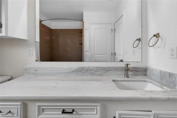 $2,000 | 8001 Rock Crest Drive, Corpus Christi, TX 78414