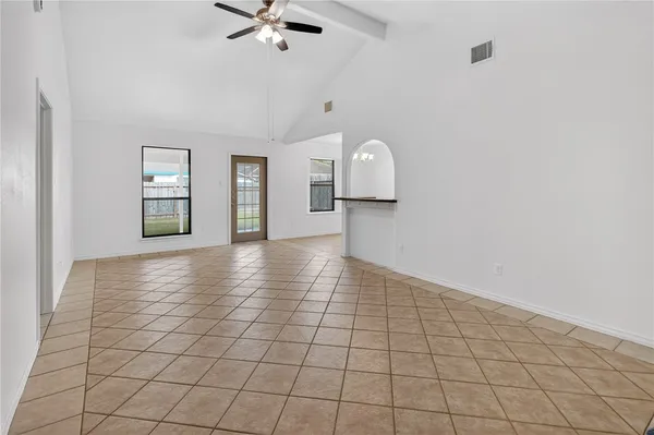 $2,000 | 8001 Rock Crest Drive, Corpus Christi, TX 78414