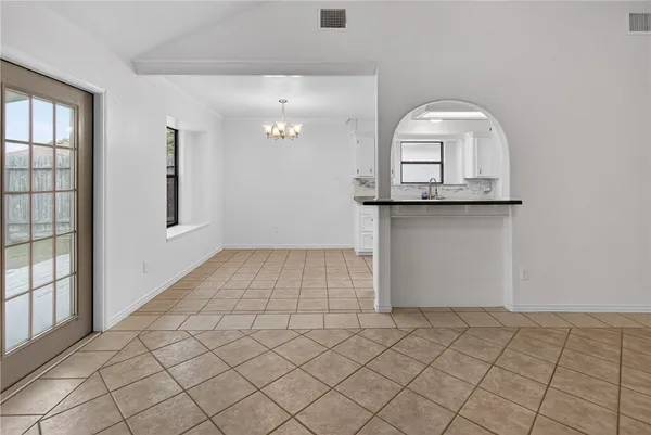 $2,000 | 8001 Rock Crest Drive, Corpus Christi, TX 78414