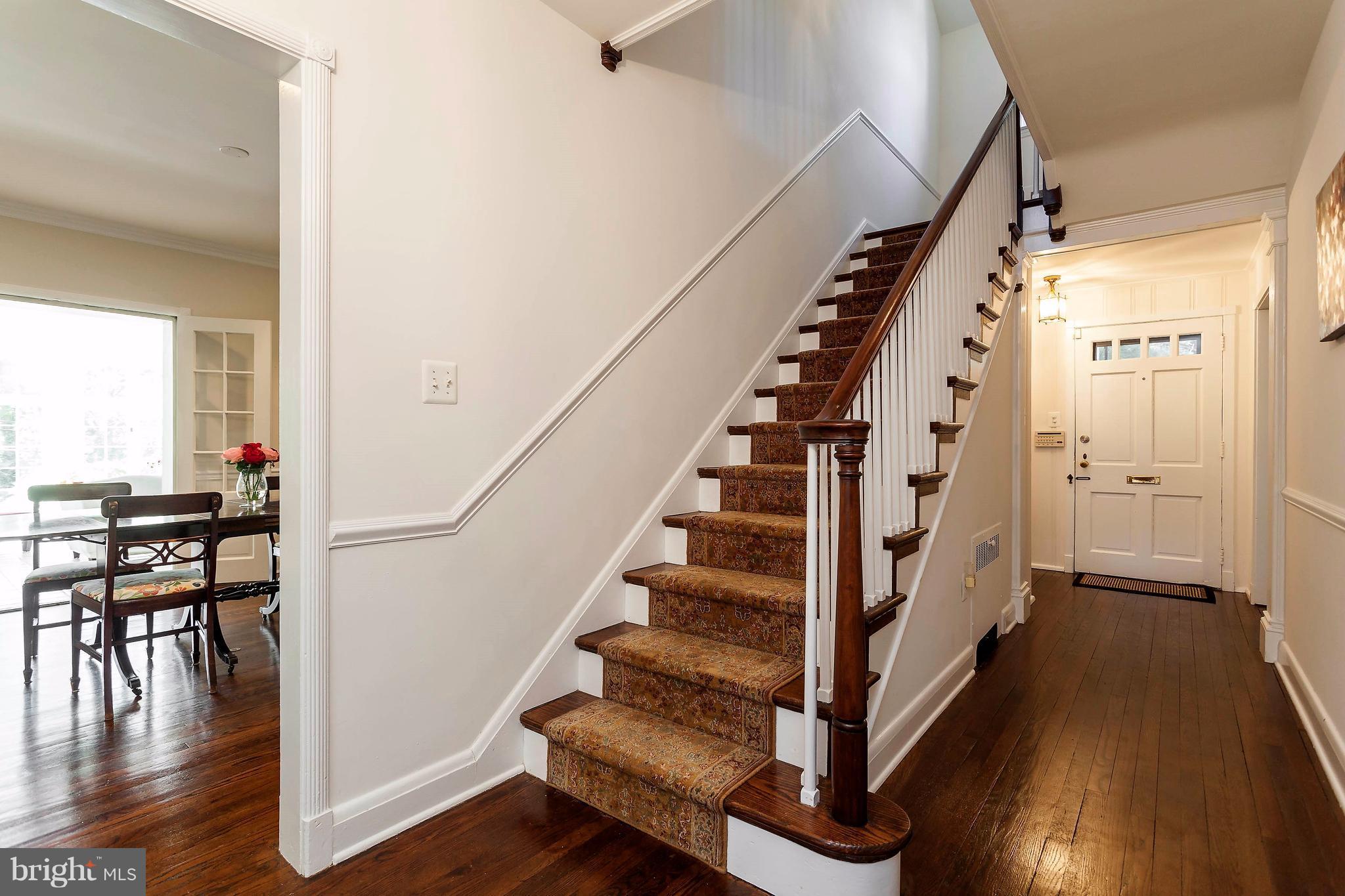 5508 Kemper Road Baltimore, MD 21210 - Photo 12 of 27 Foyer
