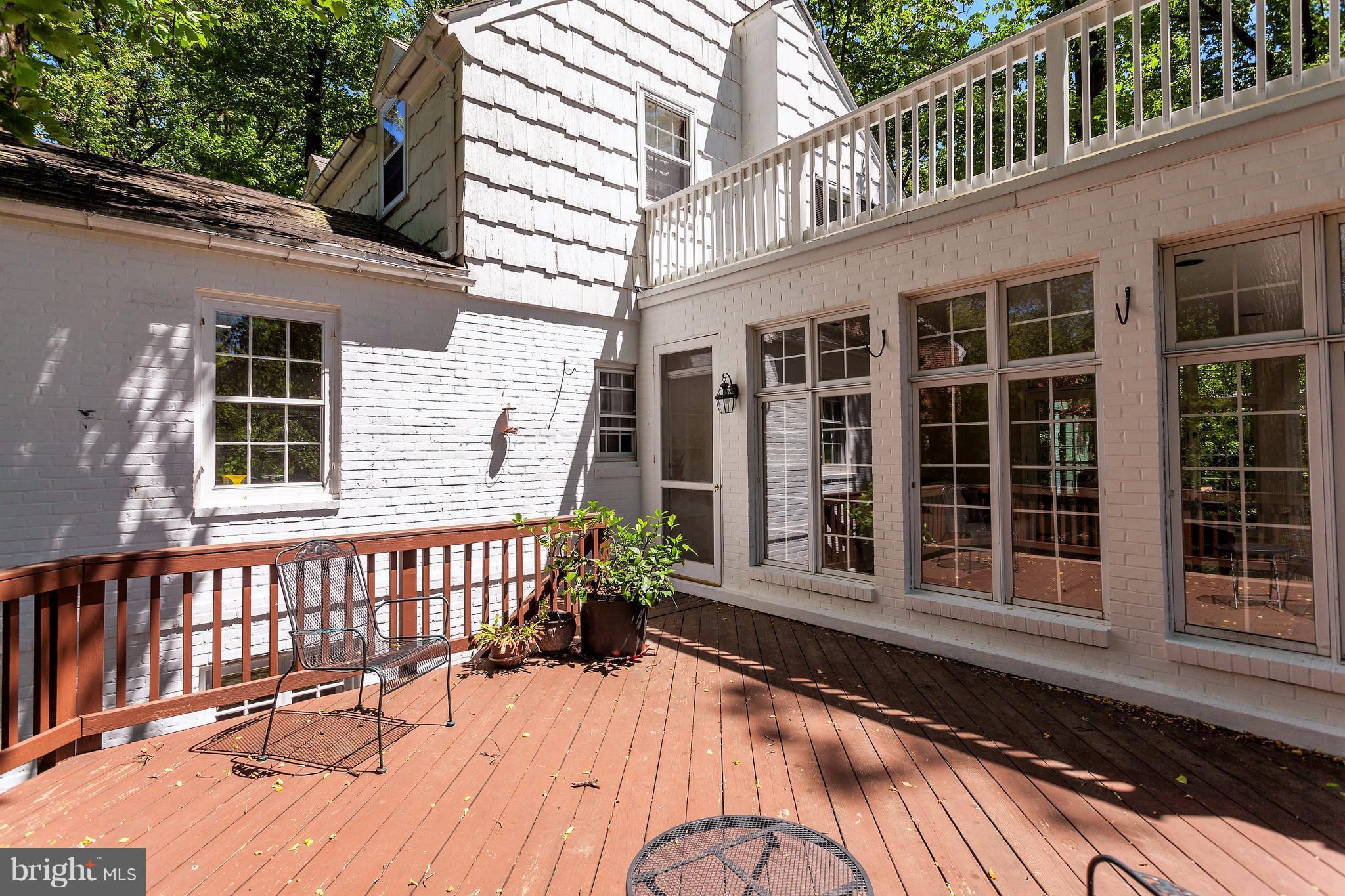 5508 Kemper Road Baltimore, MD 21210 - Photo 24 of 27 Deck