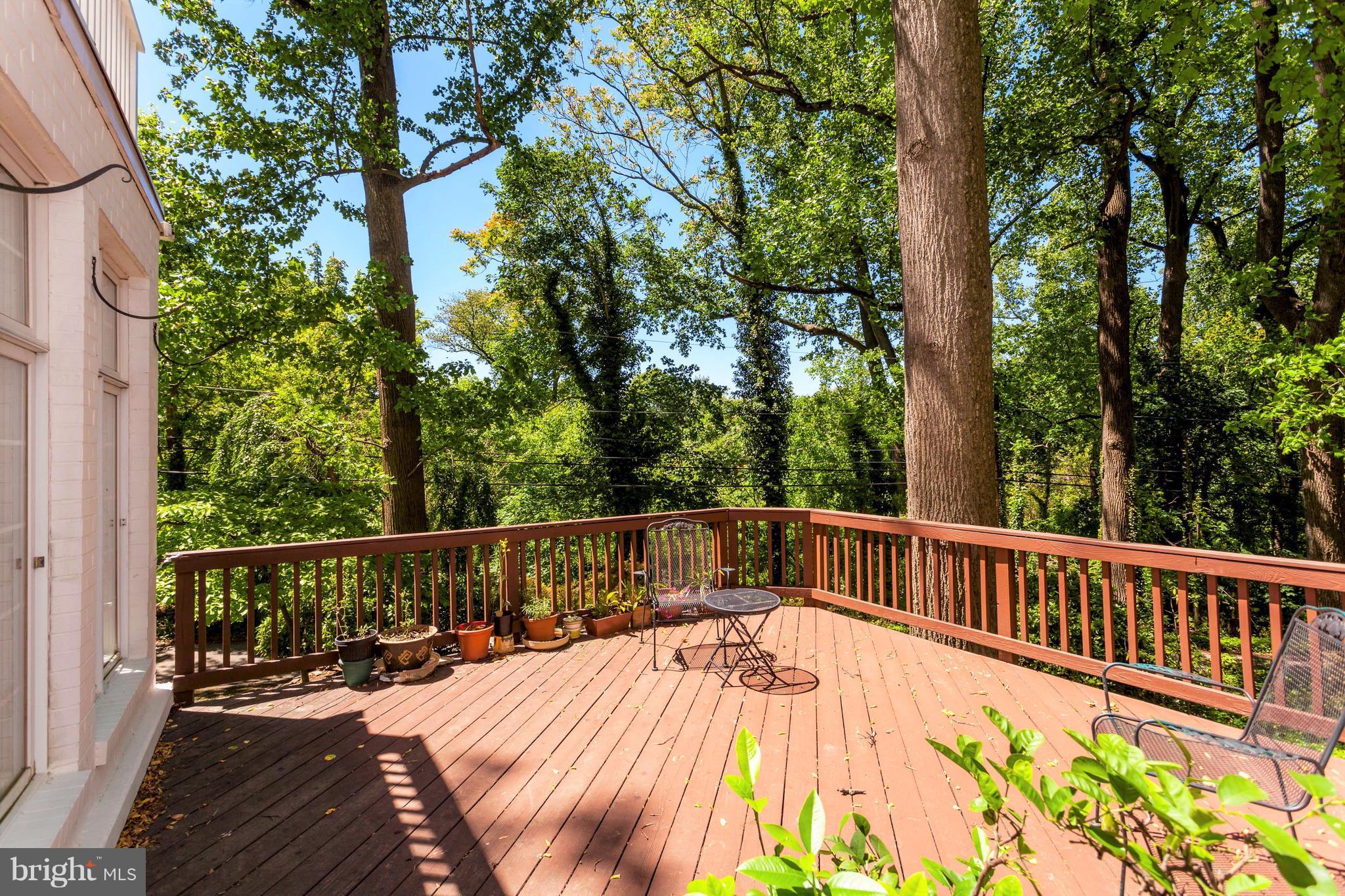 5508 Kemper Road Baltimore, MD 21210 - Photo 25 of 27 Deck