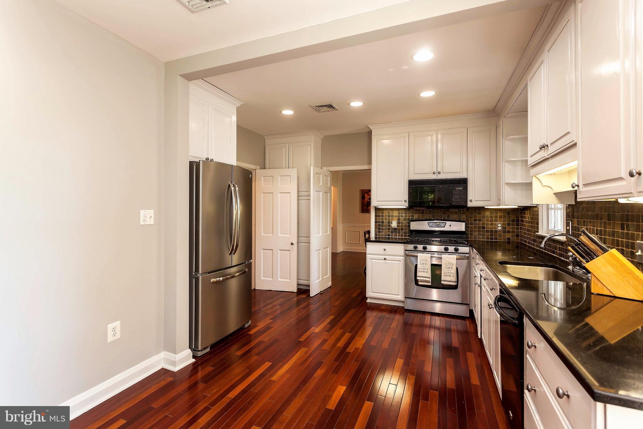 5508 Kemper Road Baltimore, MD 21210 - Photo 7 of 27 Kitchen
