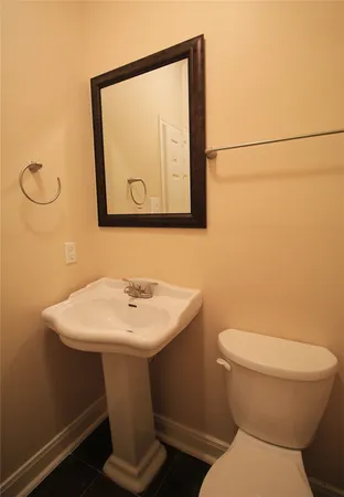 $2,100 | 4709 Scott Street, Unit B, Houston, TX 77004